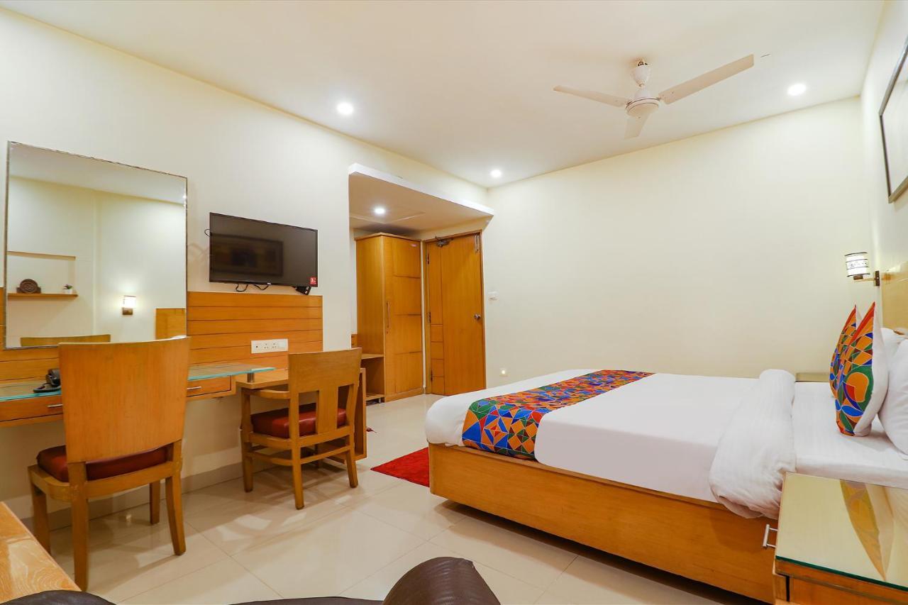 Fabhotel A&M - Nr Lv Prasad Institute, Banjara Hills Hyderabad Ngoại thất bức ảnh
