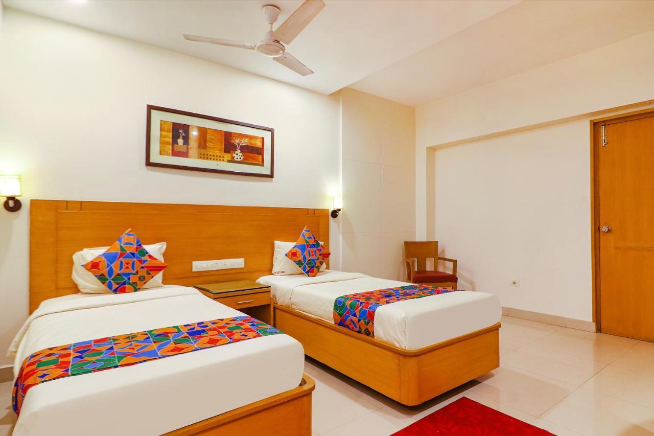 Fabhotel A&M - Nr Lv Prasad Institute, Banjara Hills Hyderabad Ngoại thất bức ảnh