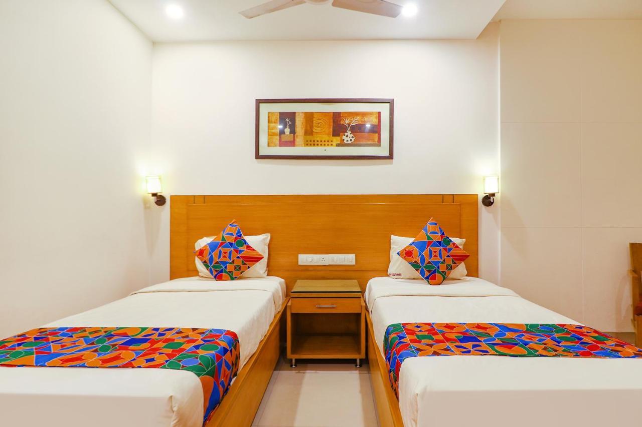 Fabhotel A&M - Nr Lv Prasad Institute, Banjara Hills Hyderabad Ngoại thất bức ảnh